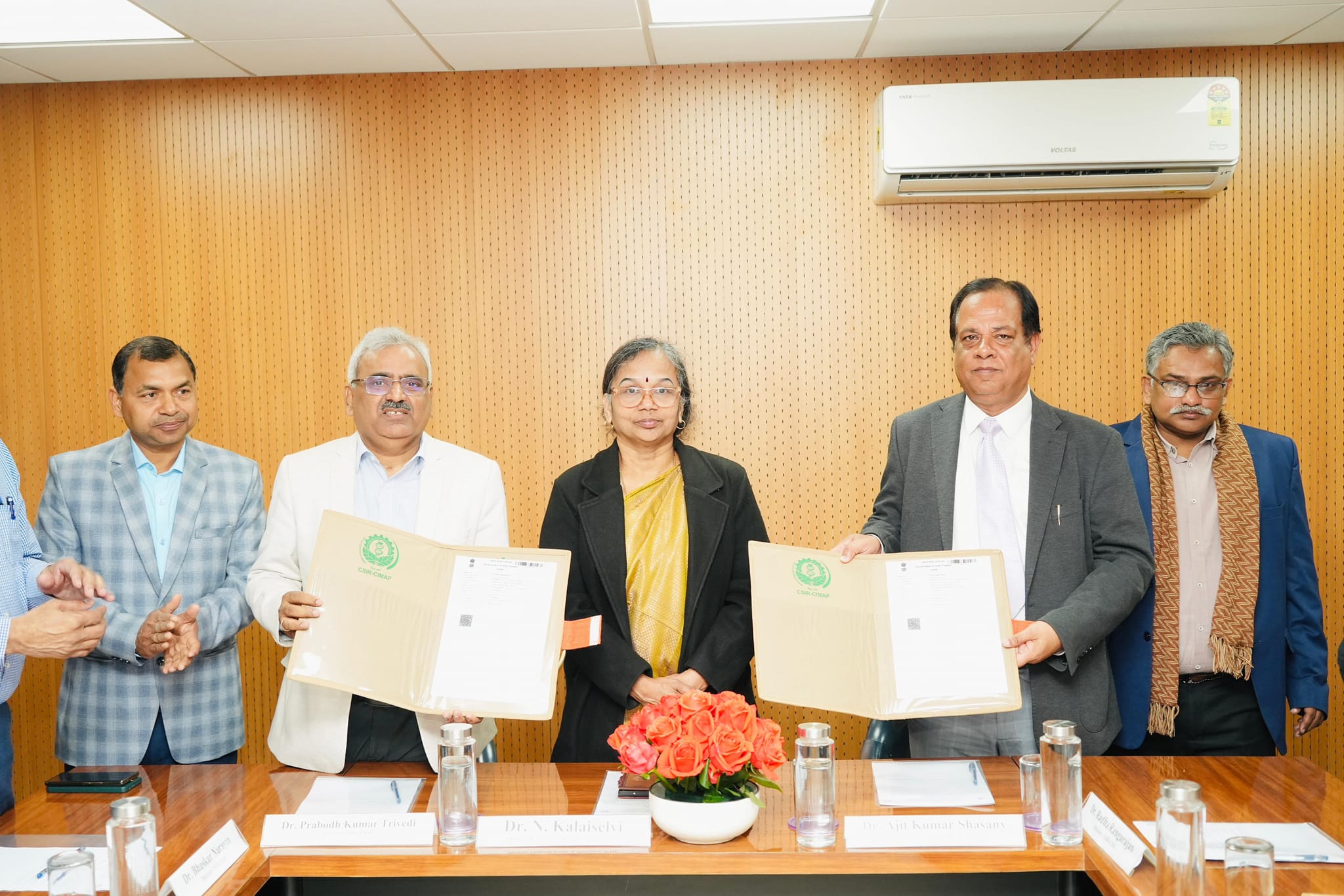 CSIR CIMAP Lucknow and FFDC Sign MoU to Launch of 2-Year MS Course 