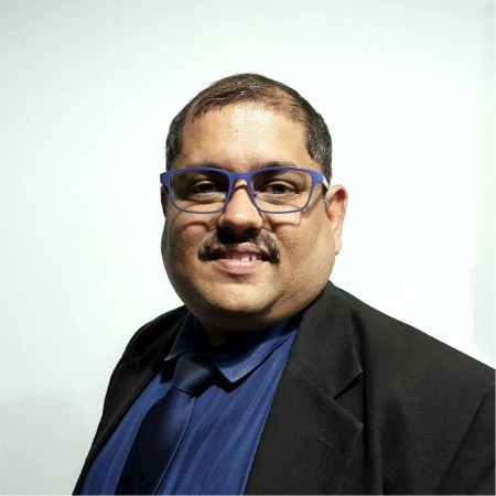Author Ritesh Mohan Ai + Fragrance Author Ritesh Mohan Ai + Fragrance